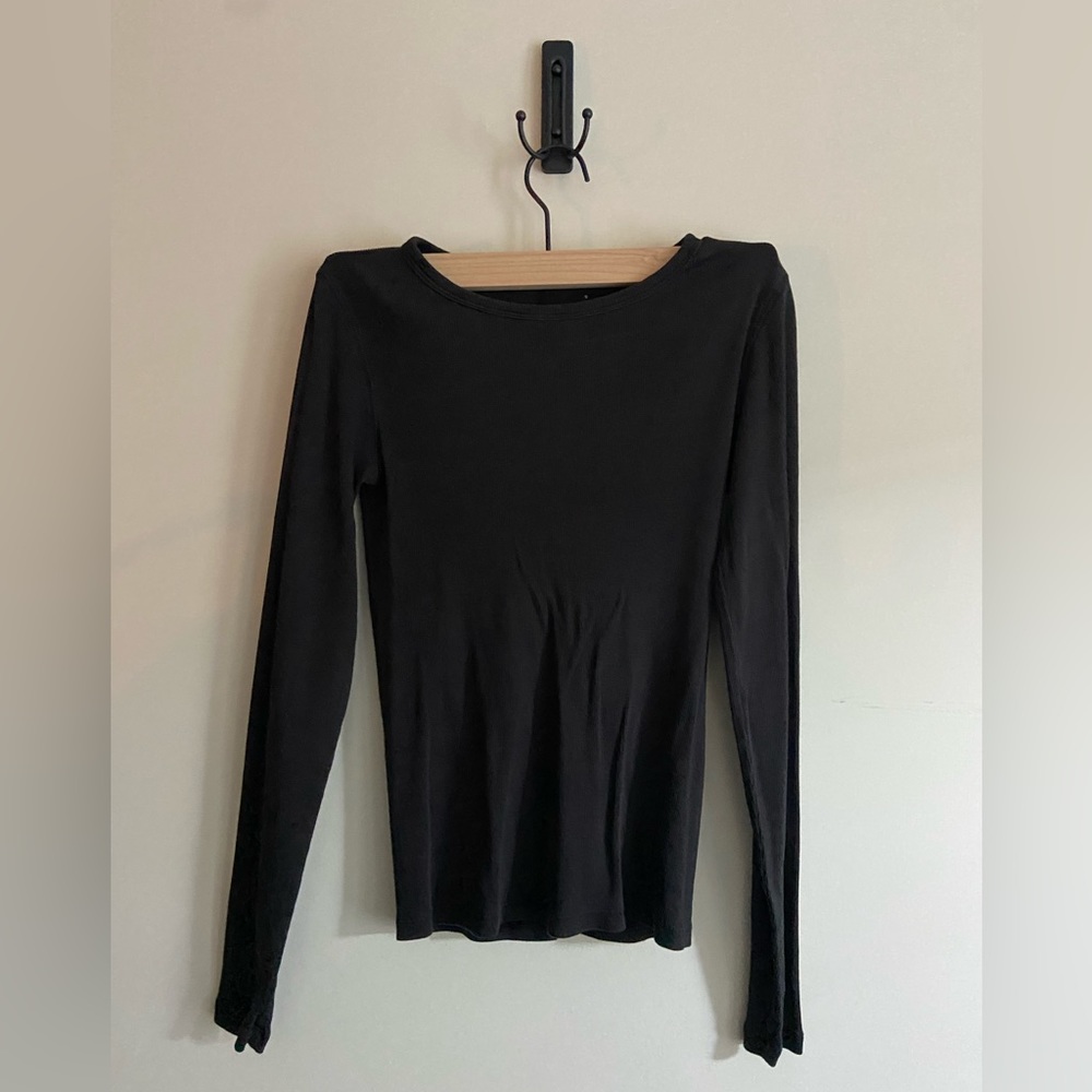 Everlane Long Sleeve Tee